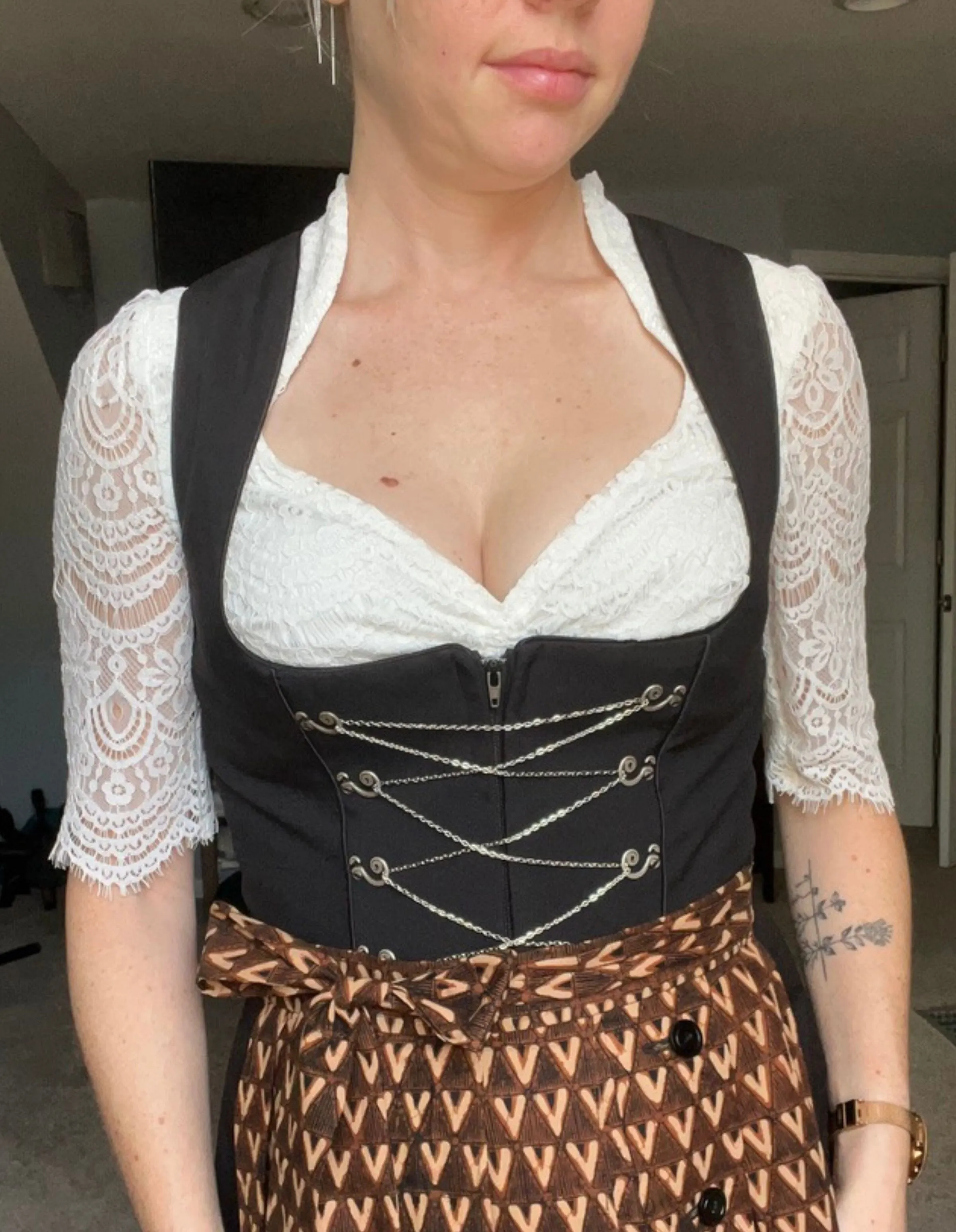 Garden Nouveau Sweetheart Dirndl Blouse