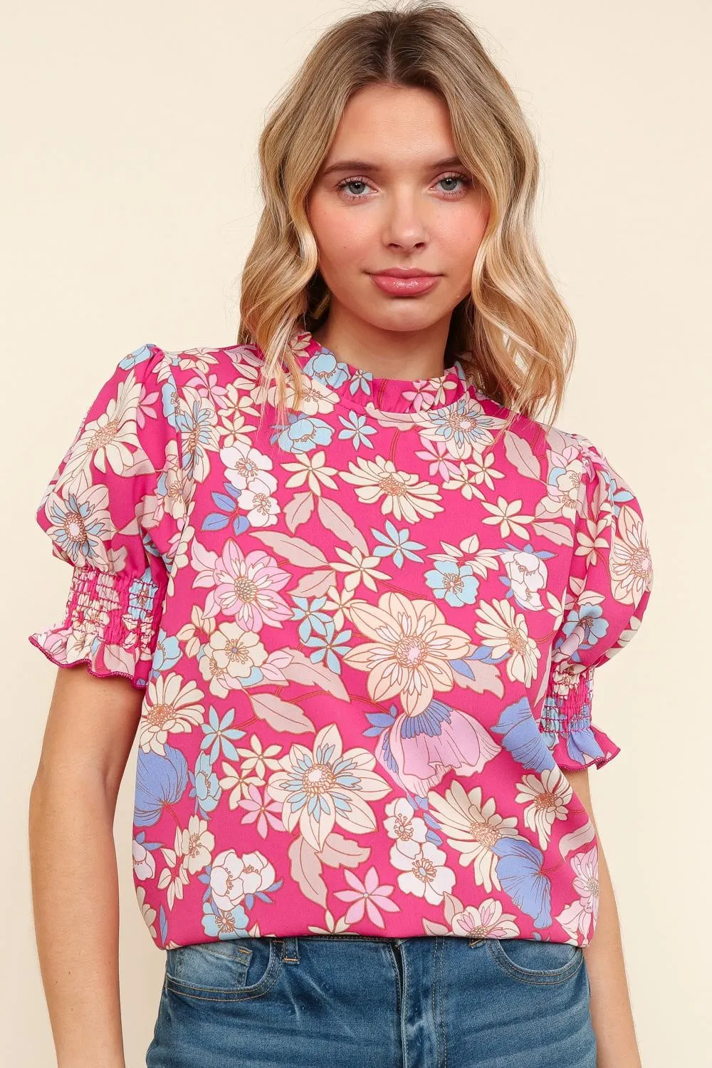 MOCK NECK WOVEN TOP W/ BUBBLE SHORT SLEEVES