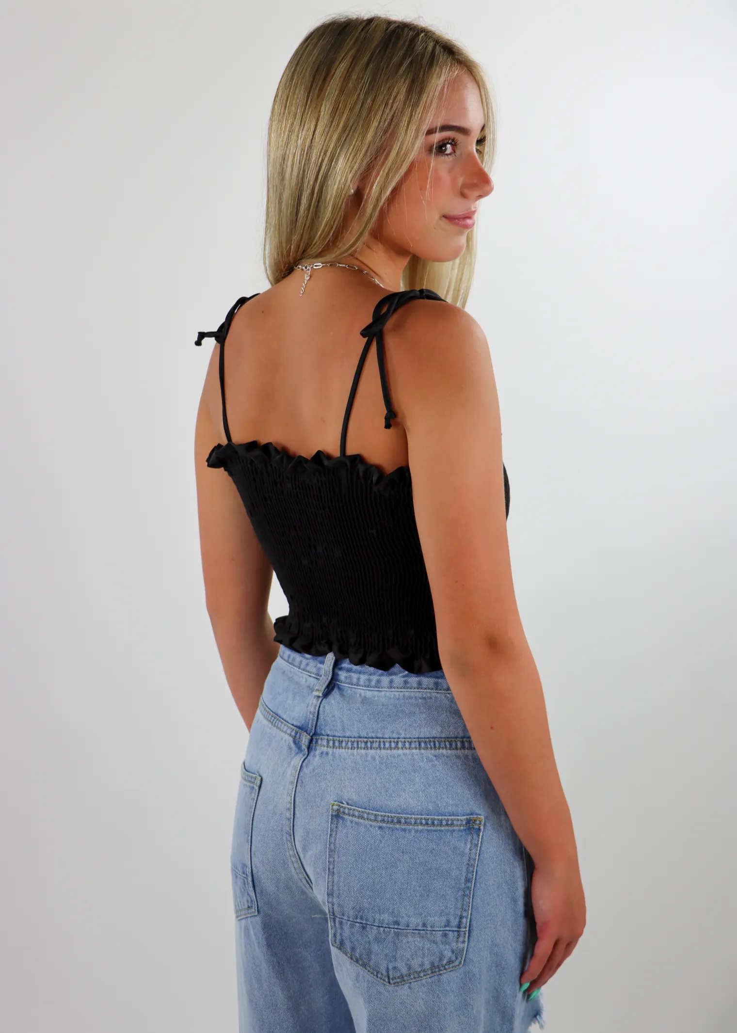 Tie Me Down Tank V2 ★ Black
